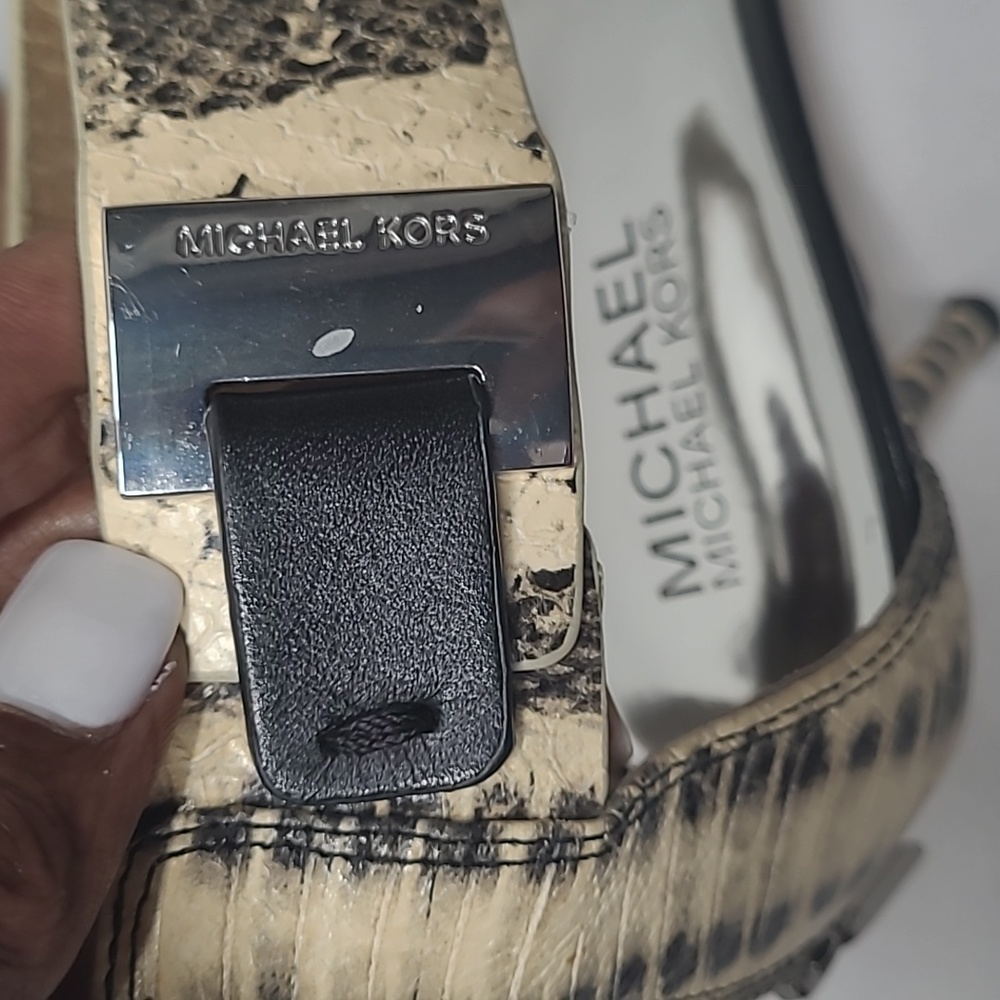 Michael Kors Women's Sandal - Picture 8 of 10